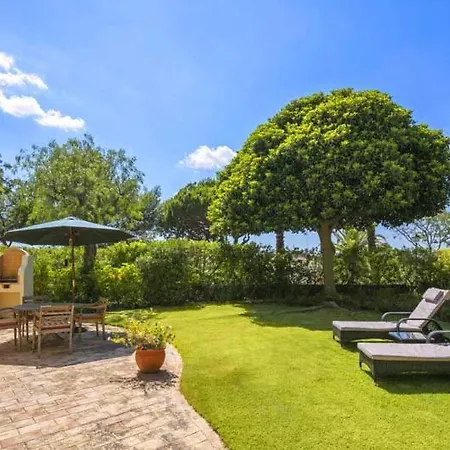 Sleeps 10 Pool Air Con Wifi Villa